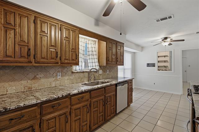 Building Photo - 2119 Pueblo Dr