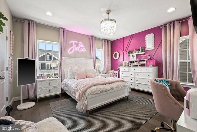 Building Photo - 607 Somerstown St