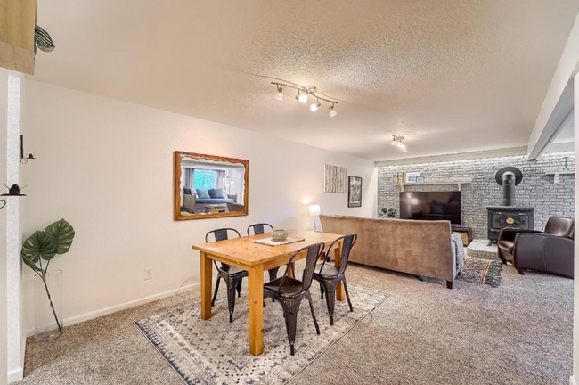 Building Photo - Cozy Arvada Downstairs Duplex Available Now!