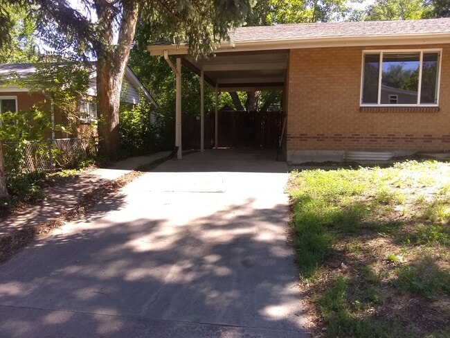 Building Photo - 2115 Jackson St