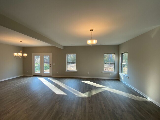 Building Photo - Home for Rent in Pinson, AL!!!! Available to View!