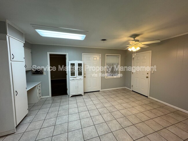 Building Photo - 5245 Conecuh St