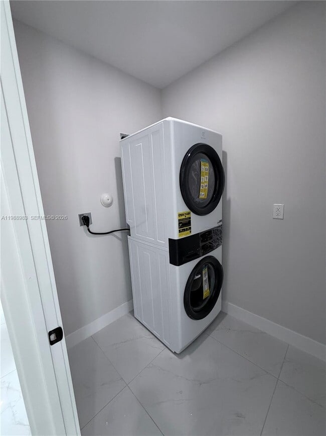 Building Photo - 12330 SW 219th St