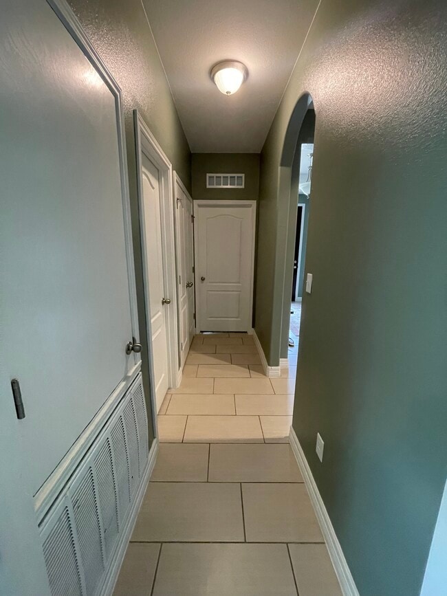 Building Photo - 1810 Monterey Bay Dr