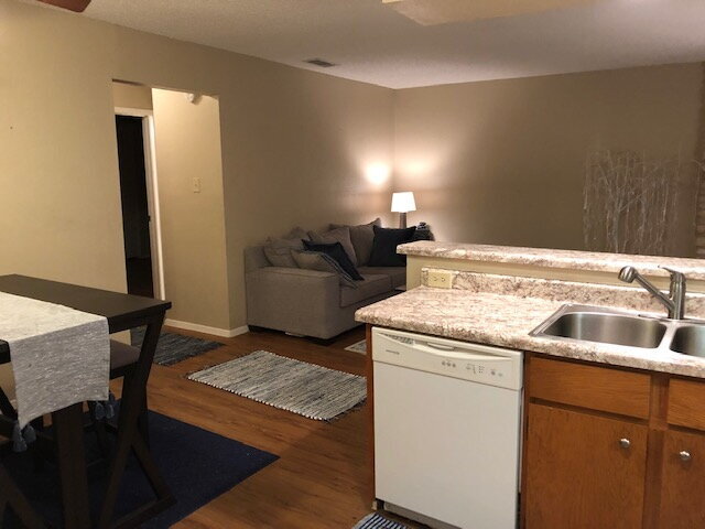 Building Photo - "Cozy Living at 301 Algerita: Charming 2-B...