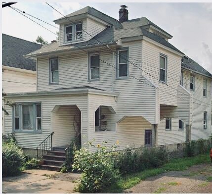 Room available in Lovely 2 family house in Highland Park - 425 Magnolia St