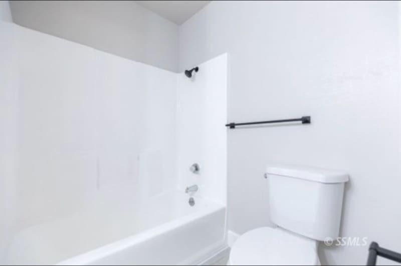 Building Photo - 608 E California Ave