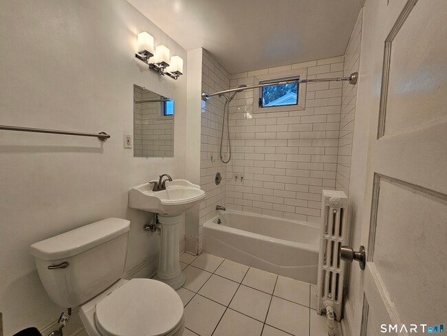 Building Photo - 57 Dalewood Ave