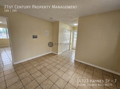 Building Photo - 14323 Haynes St