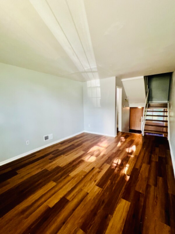 Building Photo - 8884 N 95th St