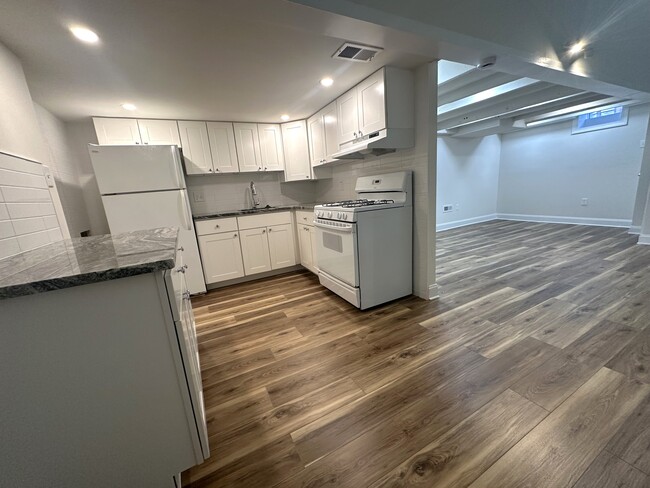 Renovated Kitchen - 935 Lombard St