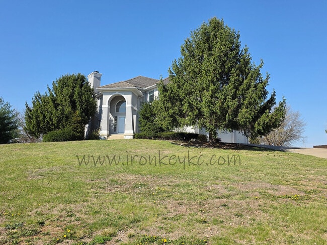 Building Photo - 14112 Windsor St