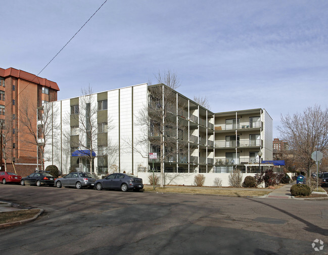 Primary Photo - Pearl Manor Apartments