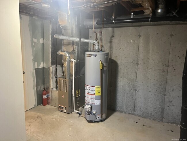 Building Photo - 2 Allspice Ln