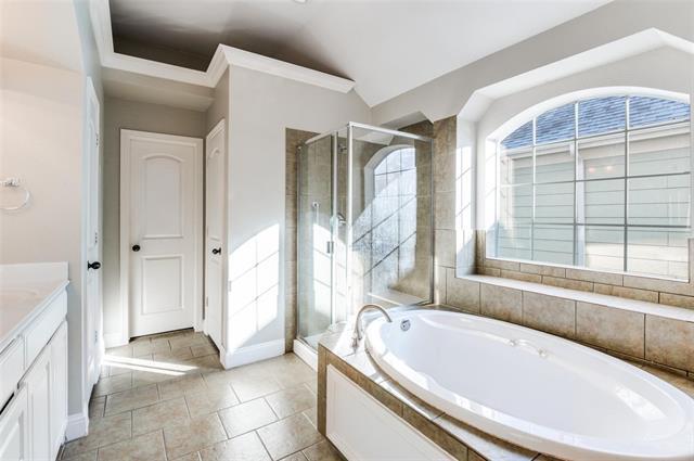 Building Photo - 3230 Adirondack Ln