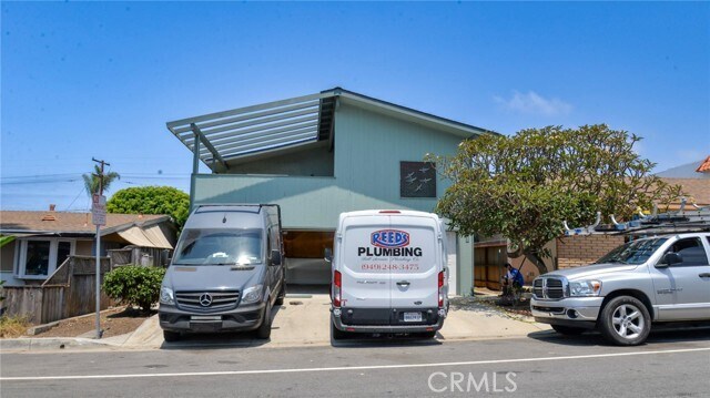 Building Photo - 218 Avenida Rosa