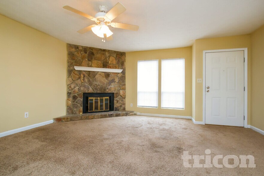 Building Photo - 724 Jacksons Mill Way NW