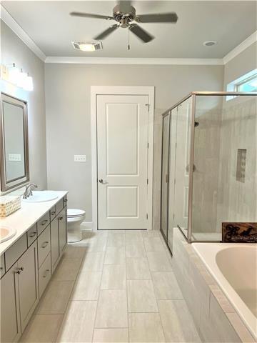 Building Photo - 324 Rue Petite