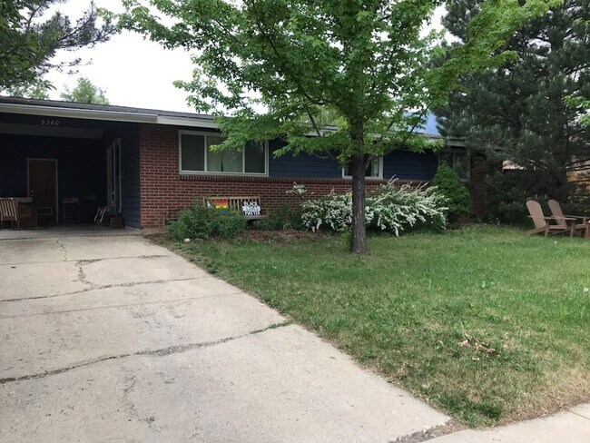 Building Photo - 3 Bed 1 Bath Ranch Home in Martin Acres!  Large Backyard!