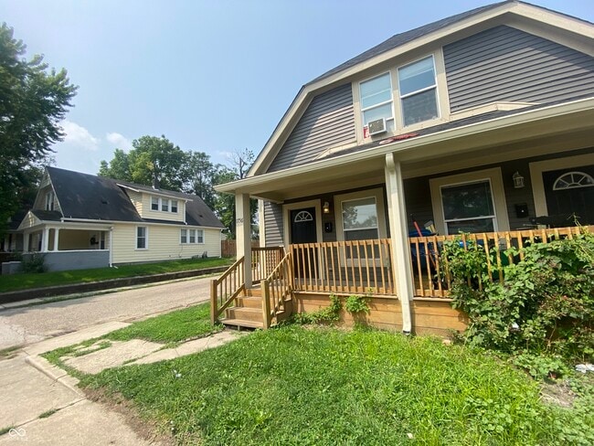Building Photo - 1756 S Delaware St