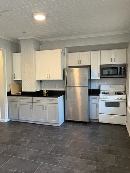 Building Photo - 217 Wagaraw Rd