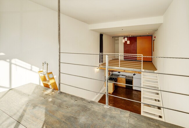 Building Photo - 755 Florida St