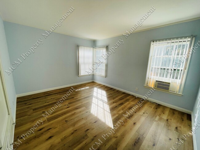 112 - Bedroom 1 - Park Los Feliz