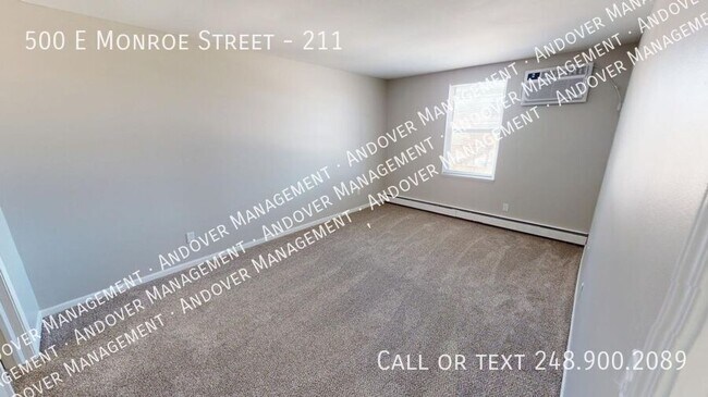 Building Photo - 500 E Monroe St