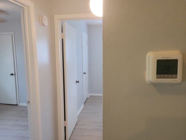 Building Photo - 13023 Maxim Dr
