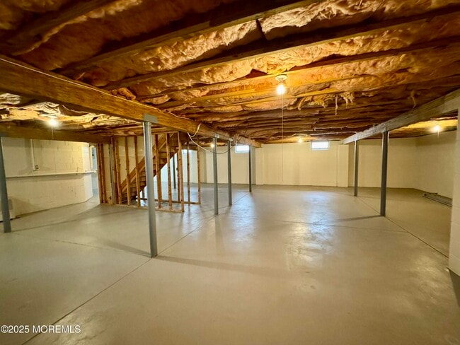 Building Photo - 23 Westminster Dr