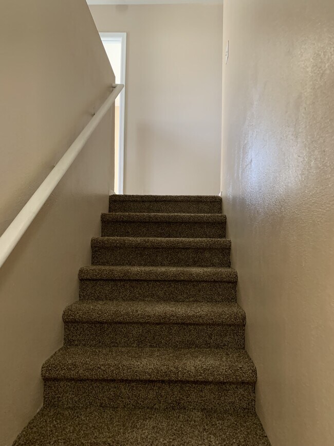 Building Photo - 6796 S Parliament Dr