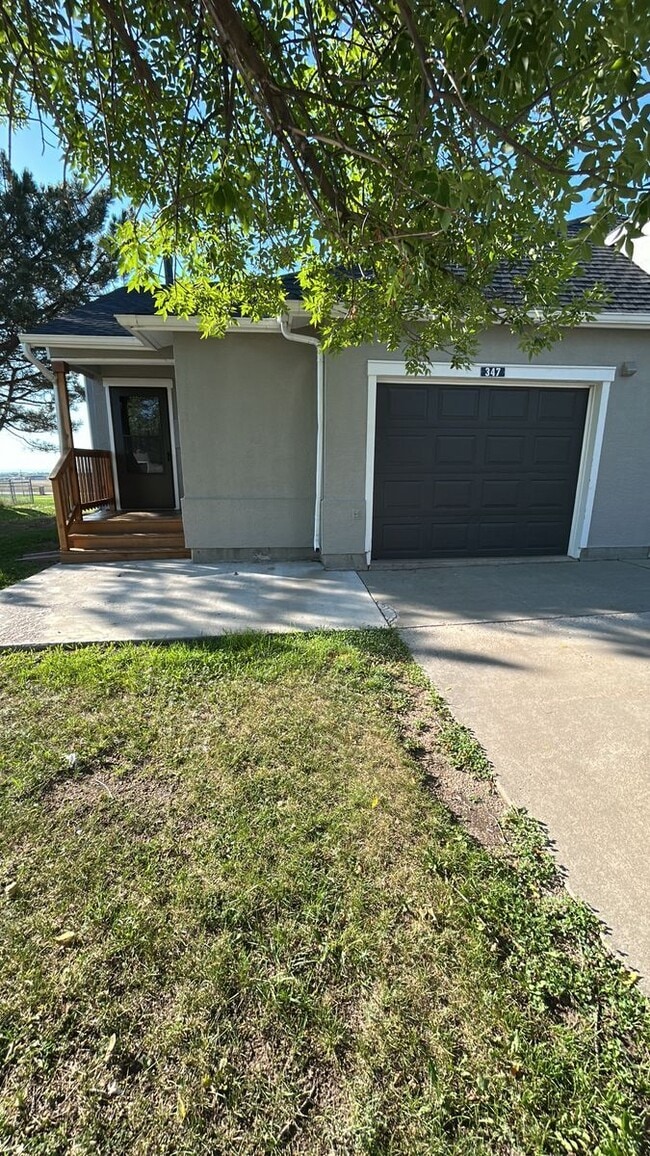 Building Photo - 347 Black Elk Ct