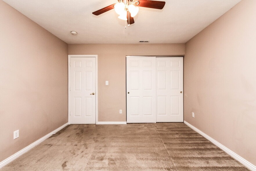Building Photo - 6388 Oyster Key Ln