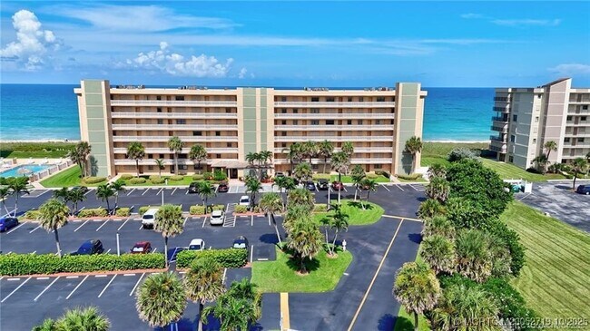 Building Photo - 10200 S Ocean Dr