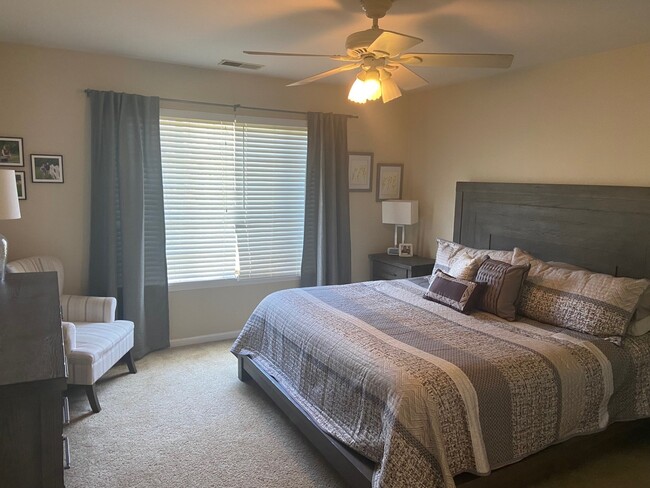 Building Photo - 3366 Ravinia Cir