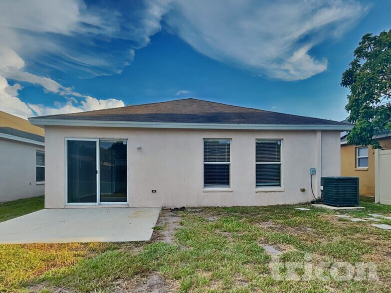 Building Photo - 7526 Oxford Garden Cir