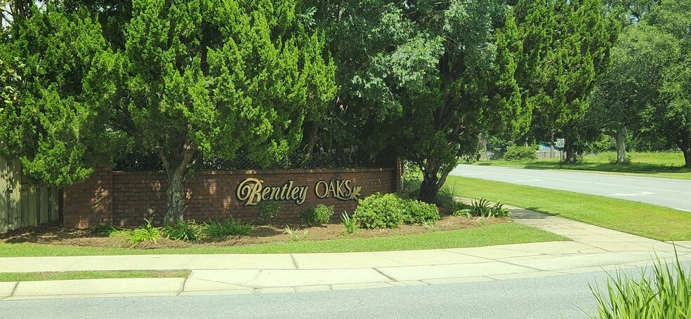Main Bentley Oaks Entrance - 2318 Tall Oak Dr