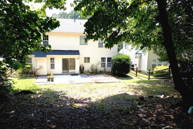 Building Photo - 9816 Waltham Ct
