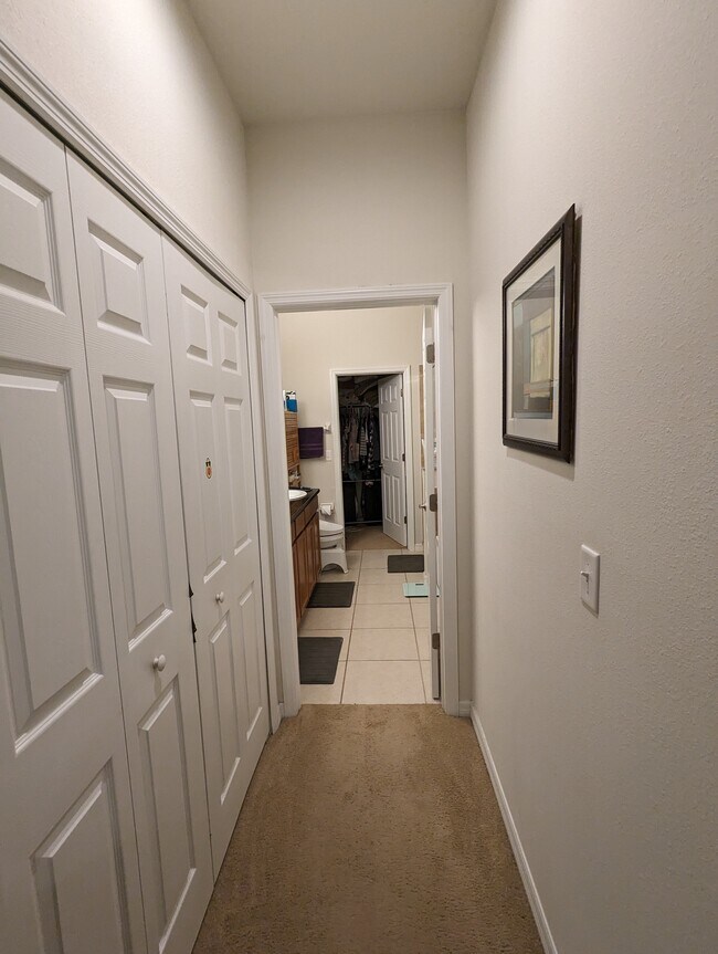 Building Photo - 11804 13th Way N