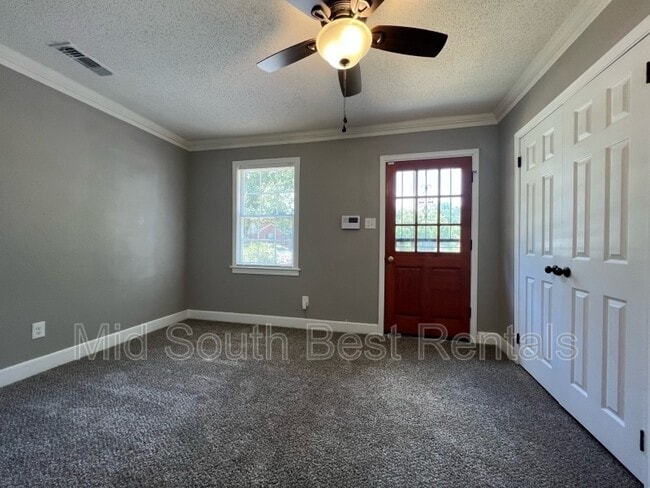 Building Photo - 2261 Alameda Cove