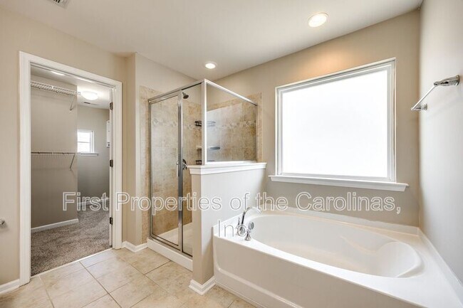Building Photo - 3000 Sewee Ln