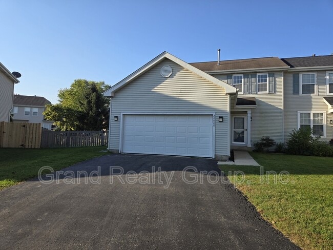 Primary Photo - 28909 Bayberry Ct
