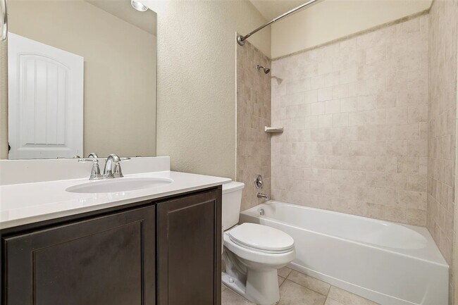 Building Photo - 9905 Cottontail Ln