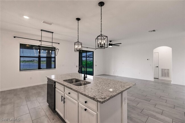 Building Photo - 14599 Cantabria Dr