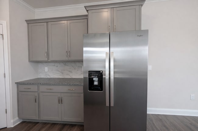 Building Photo - **6 Month Lease** New Construction Home-Hendersonville