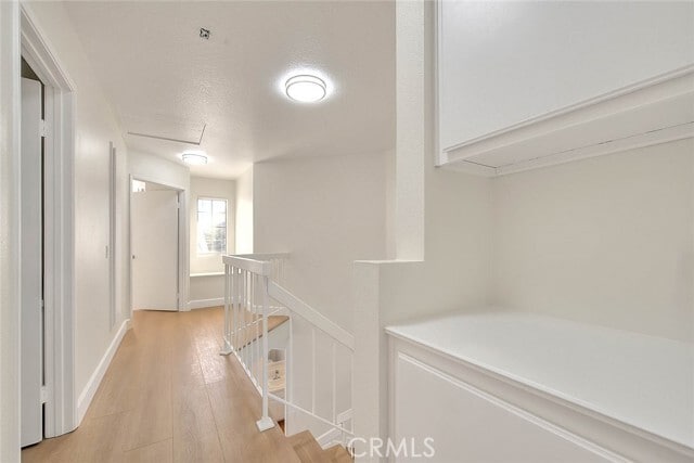 Building Photo - 25205 Chestnutwood