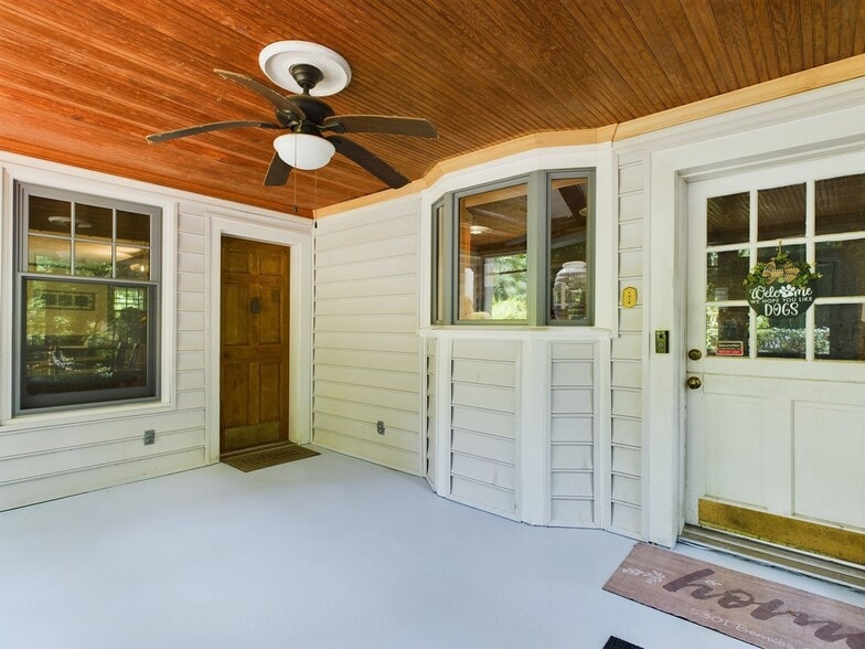 Building Photo - 5301 Bemiss Ct