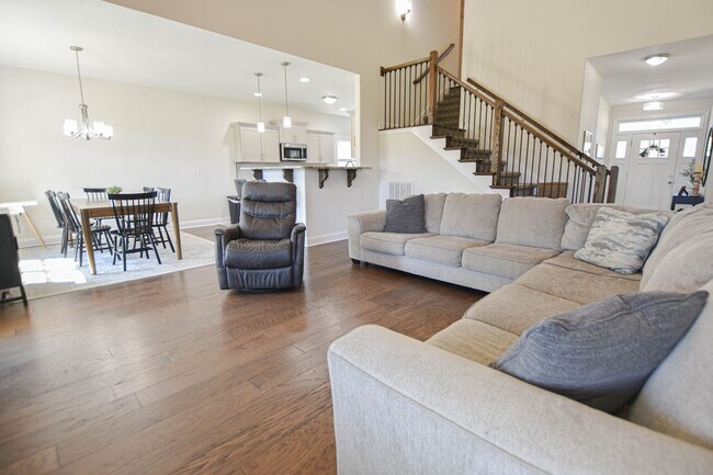 Building Photo - 2273 Colston Dr