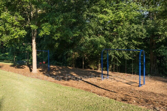 Building Photo - 304 Meadow Point