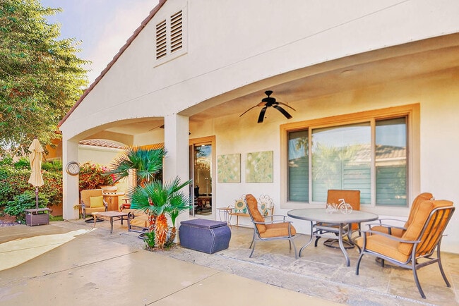 Building Photo - 81656 Avenida De Baile